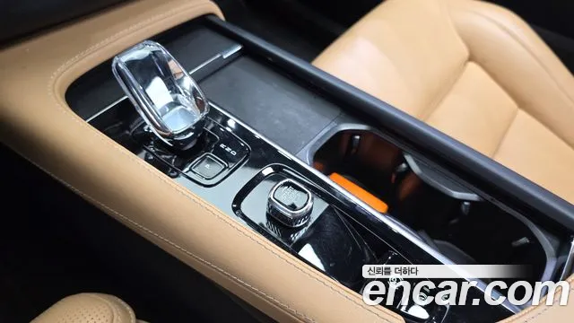Volvo XC90 2023 thumb 6