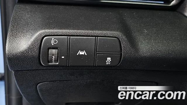 Hyundai Elantra 2022 thumb 11