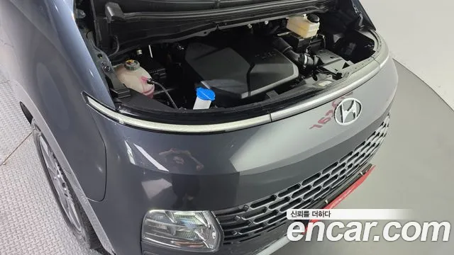 Hyundai Staria 2021 thumb 10