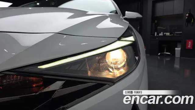 Hyundai Elantra 2021 thumb 8