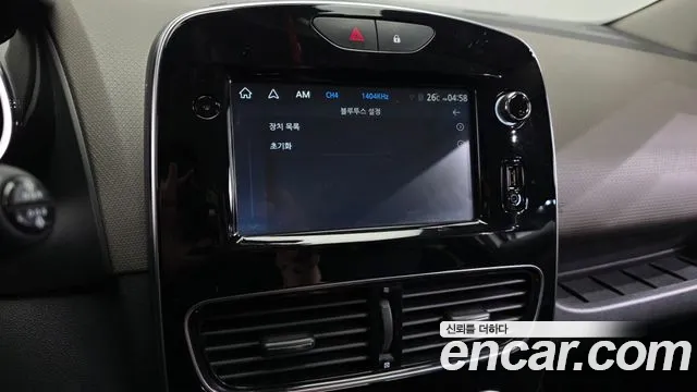 Renault Clio 2018 thumb 10