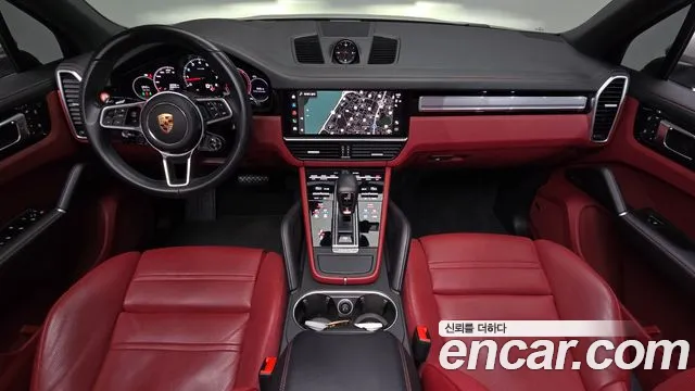 Porsche Cayenne 2022 thumb 12