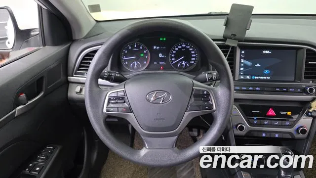 Hyundai Avante 2017 thumb 2