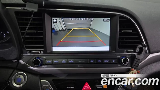 Hyundai Avante 2017 thumb 7
