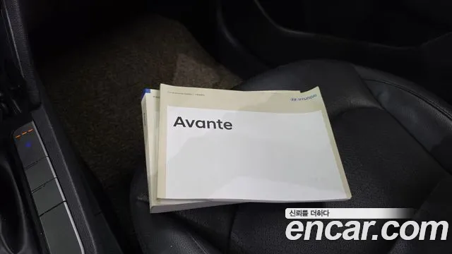 Hyundai Avante 2017 thumb 11