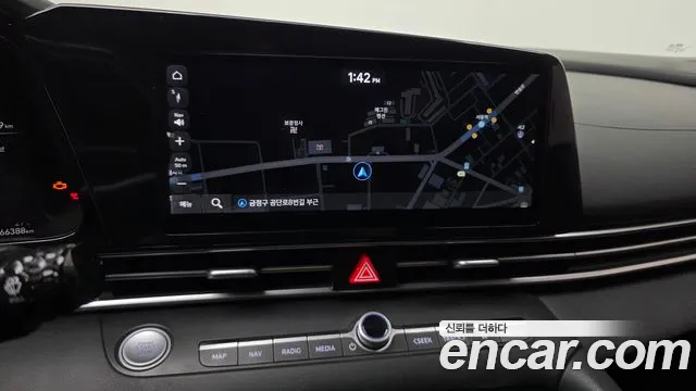 Hyundai Elantra 2022 thumb 10
