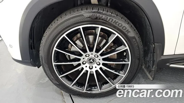 Mercedes-Benz E-Класс 2023 thumb 2