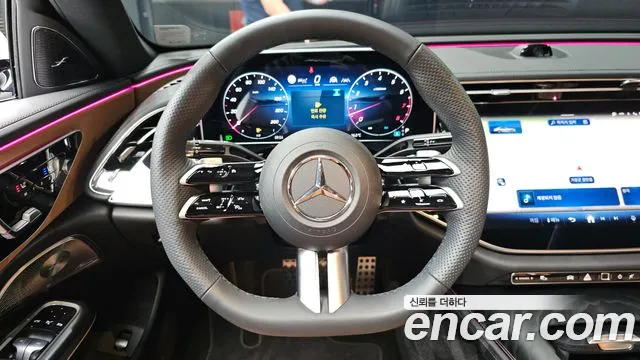 Mercedes-Benz E-Class 2025 thumb 7
