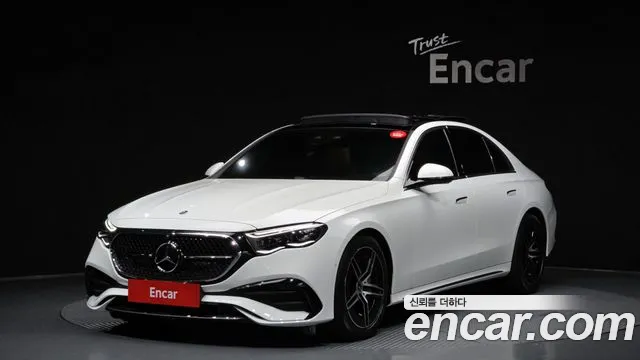 Mercedes-Benz E-Class 2025 thumb 4