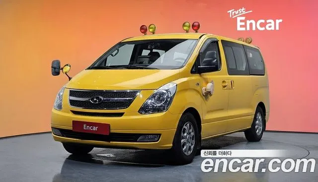 Hyundai Staria 2015 thumb 5