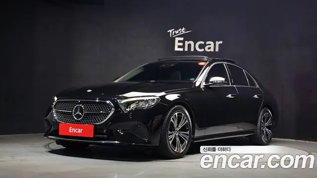 Mercedes-Benz E-Class 2025 thumb 11