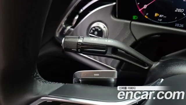 Mercedes-Benz E-Class 2025 thumb 7