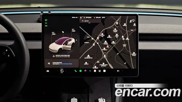 Tesla Model 3 2024 thumb 10