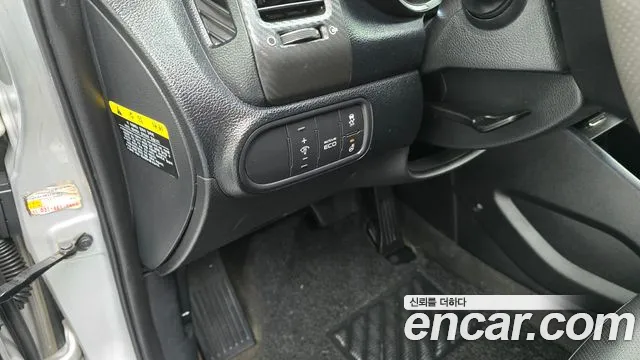 Kia K3 2013 thumb 12