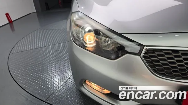 Kia K3 2013 thumb 8