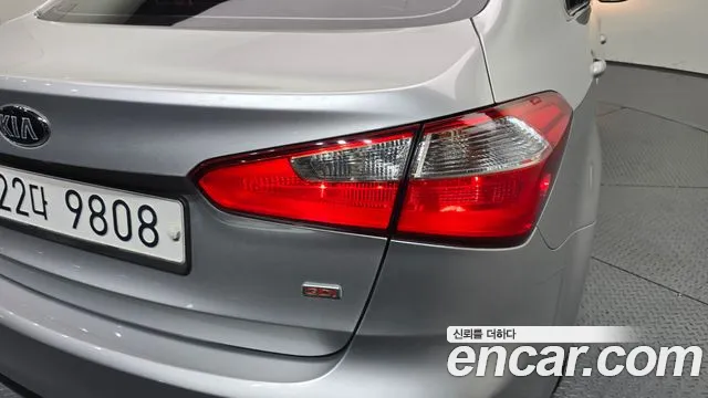 Kia K3 2013 thumb 10