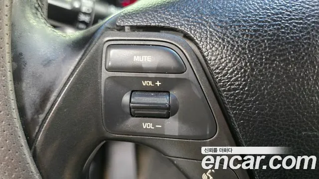 Kia K3 2013 thumb 2