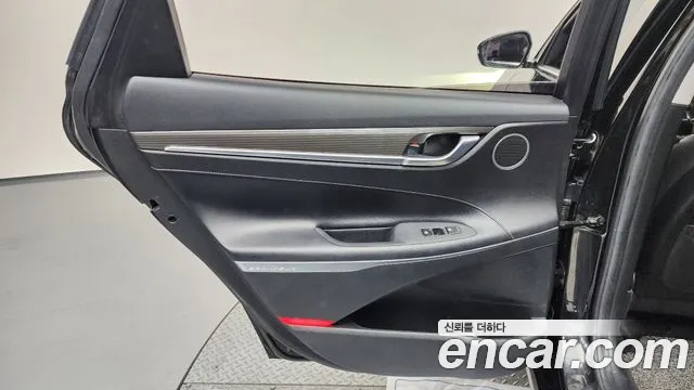 Hyundai Grandeur 2017 thumb 7