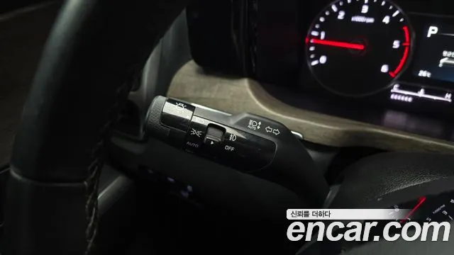 Kia Sorento 2023 thumb 3