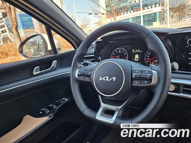 Kia K5 2023 thumb 12