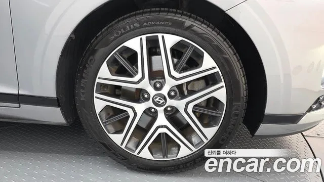 Hyundai Grandeur 2023 thumb 2