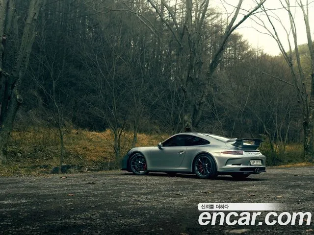 Porsche 911 2015 thumb 3