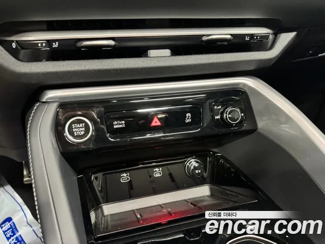 Audi Q5 2025 thumb 6