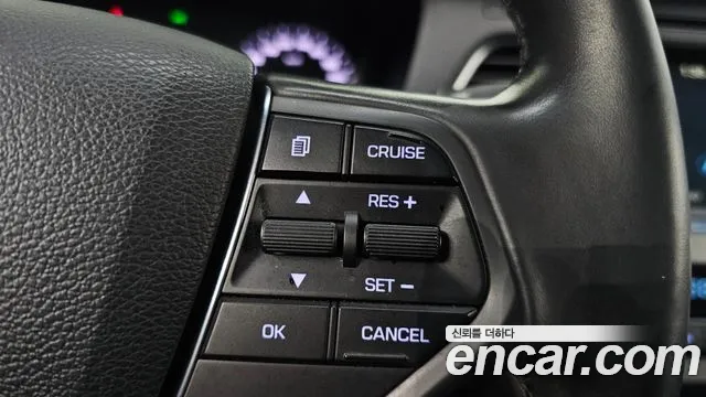 Hyundai LF 2015 thumb 9