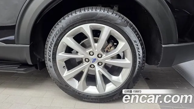 Ford Explorer 2021 thumb 11