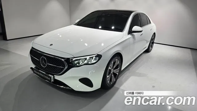 Mercedes-Benz E-Class 2025 thumb 4
