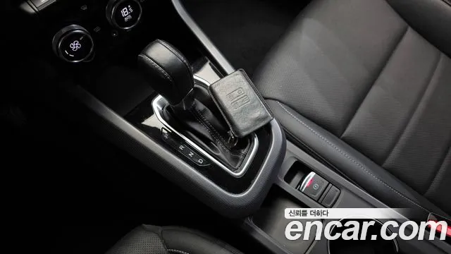 Renault XM3 2020 thumb 9