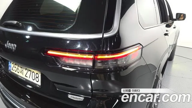 Jeep Grand Cherokee 2022 thumb 7