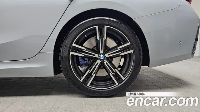 BMW 3 серии 2025 thumb 4