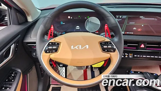 Kia EV6 2023 thumb 11