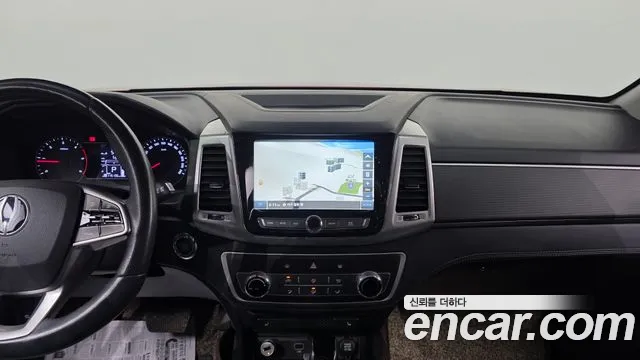 KGM Rexton 2018 thumb 7