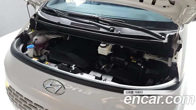 Hyundai Staria 2022 thumb 4