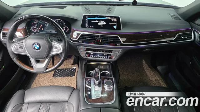 BMW 7 серии 2016 thumb 8