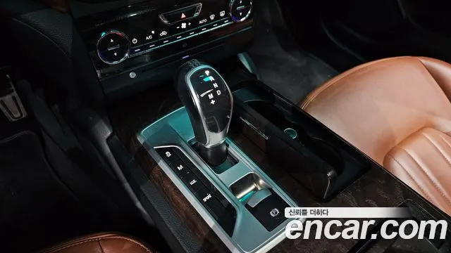 Maserati Ghibli 2015 thumb 6