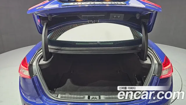 Maserati Ghibli 2015 thumb 11