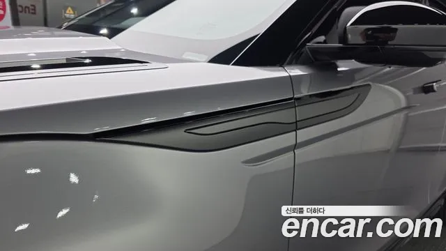Land Rover Range Rover Evoque 2026 thumb 3