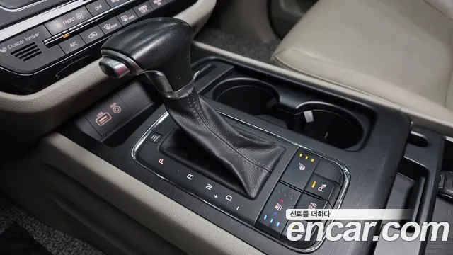 Kia Carnival 2017 thumb 7
