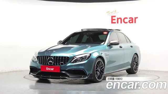 Mercedes-Benz C-Class 2018 thumb 6