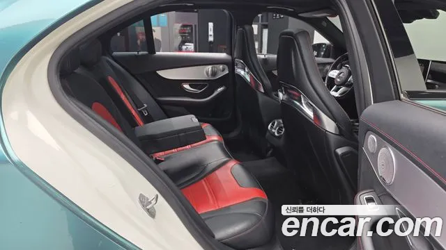 Mercedes-Benz C-Class 2018 thumb 10