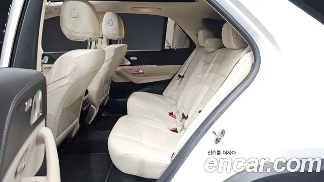 Mercedes-Benz E-Класс 2024 thumb 9