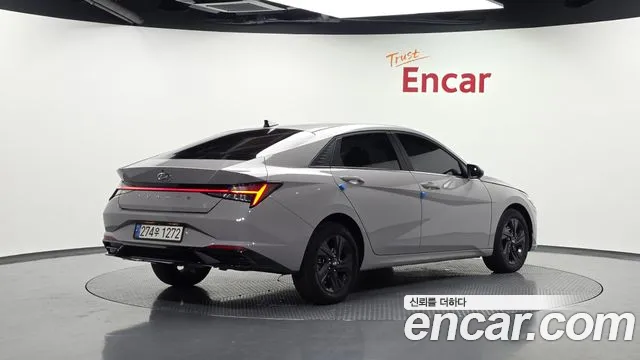 Hyundai Elantra 2022 thumb 10