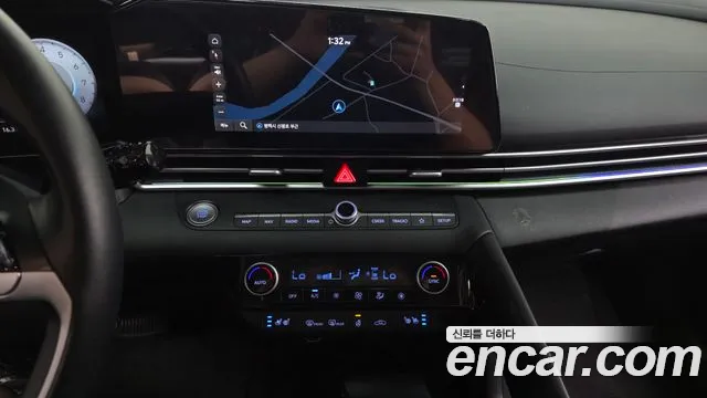 Hyundai Elantra 2022 thumb 11