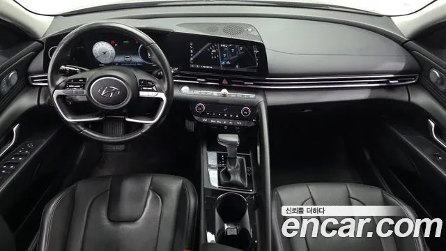Hyundai Elantra 2023 thumb 9