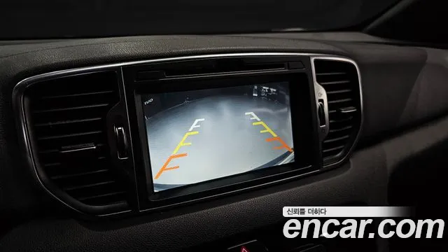 Kia Sportage 2015 thumb 11