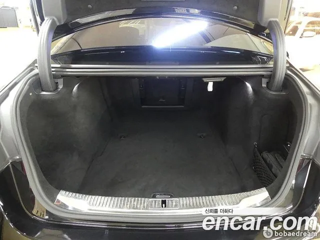 Mercedes-Benz S-Class 2021 thumb 12
