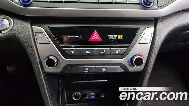Hyundai Avante 2016 thumb 6